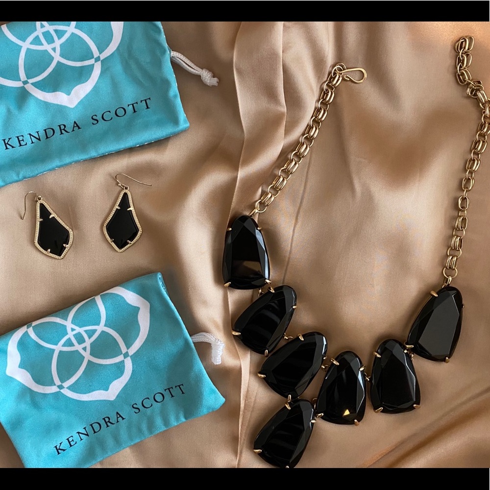 Kendra Scott Harlow Gold Statement Set